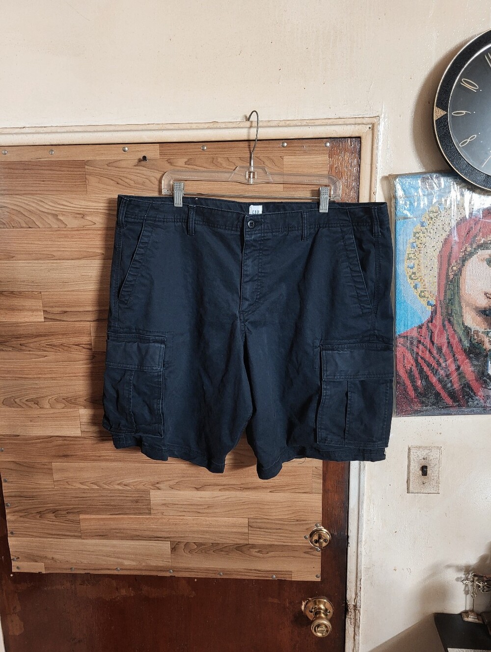 Gap Mens Cargo Shorts size 40 Black